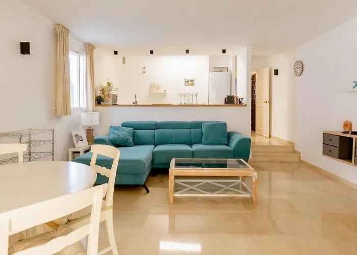 Confortable Urbanizacion El Paraiso Διαμέρισμα Εστεπόνα