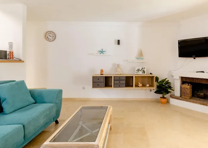 Confortable Urbanizacion El Paraiso Διαμέρισμα *