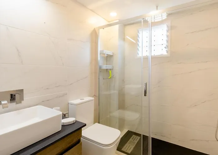 Confortable Urbanizacion El Paraiso Διαμέρισμα *